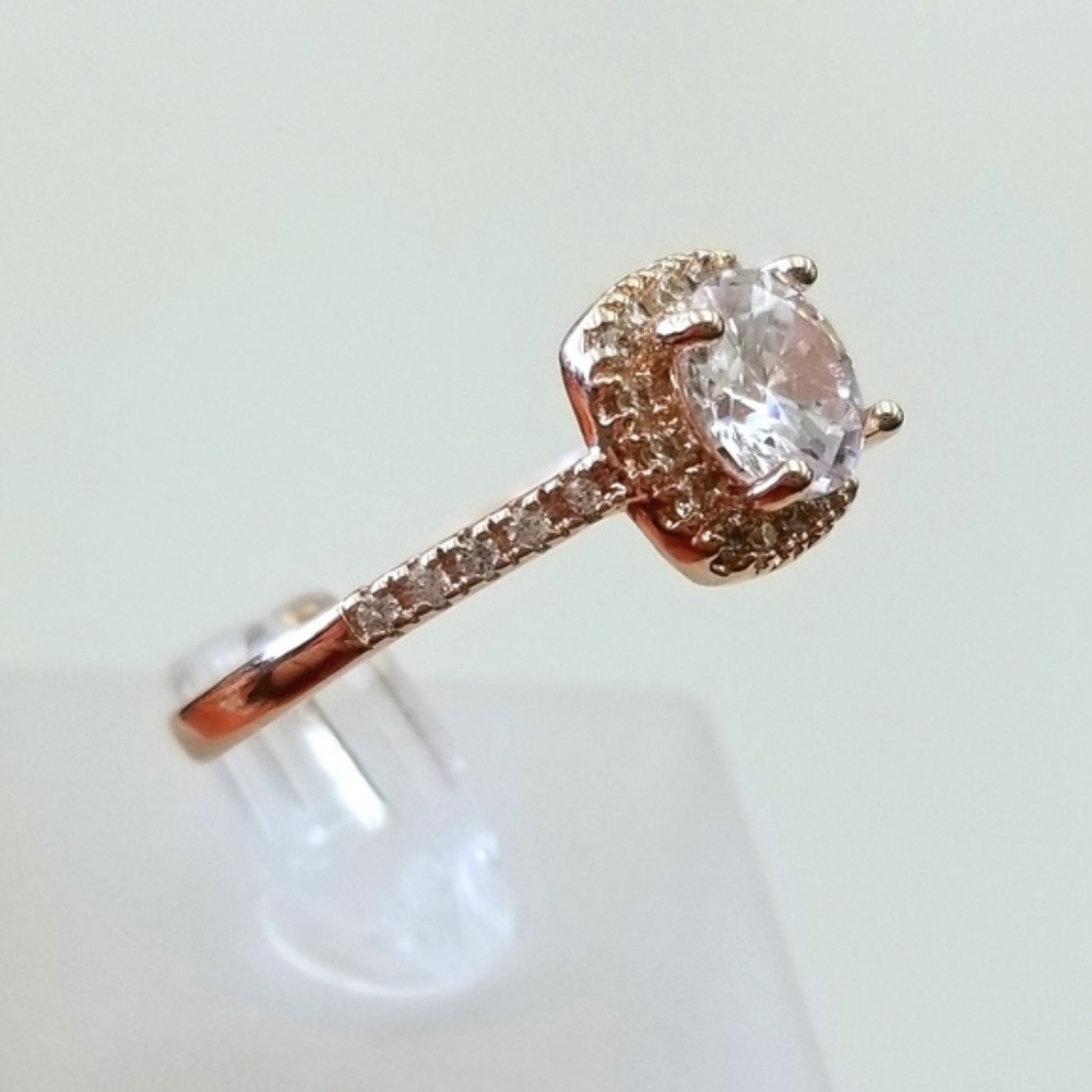 18k 1ct Ring - Picture 3 of 8